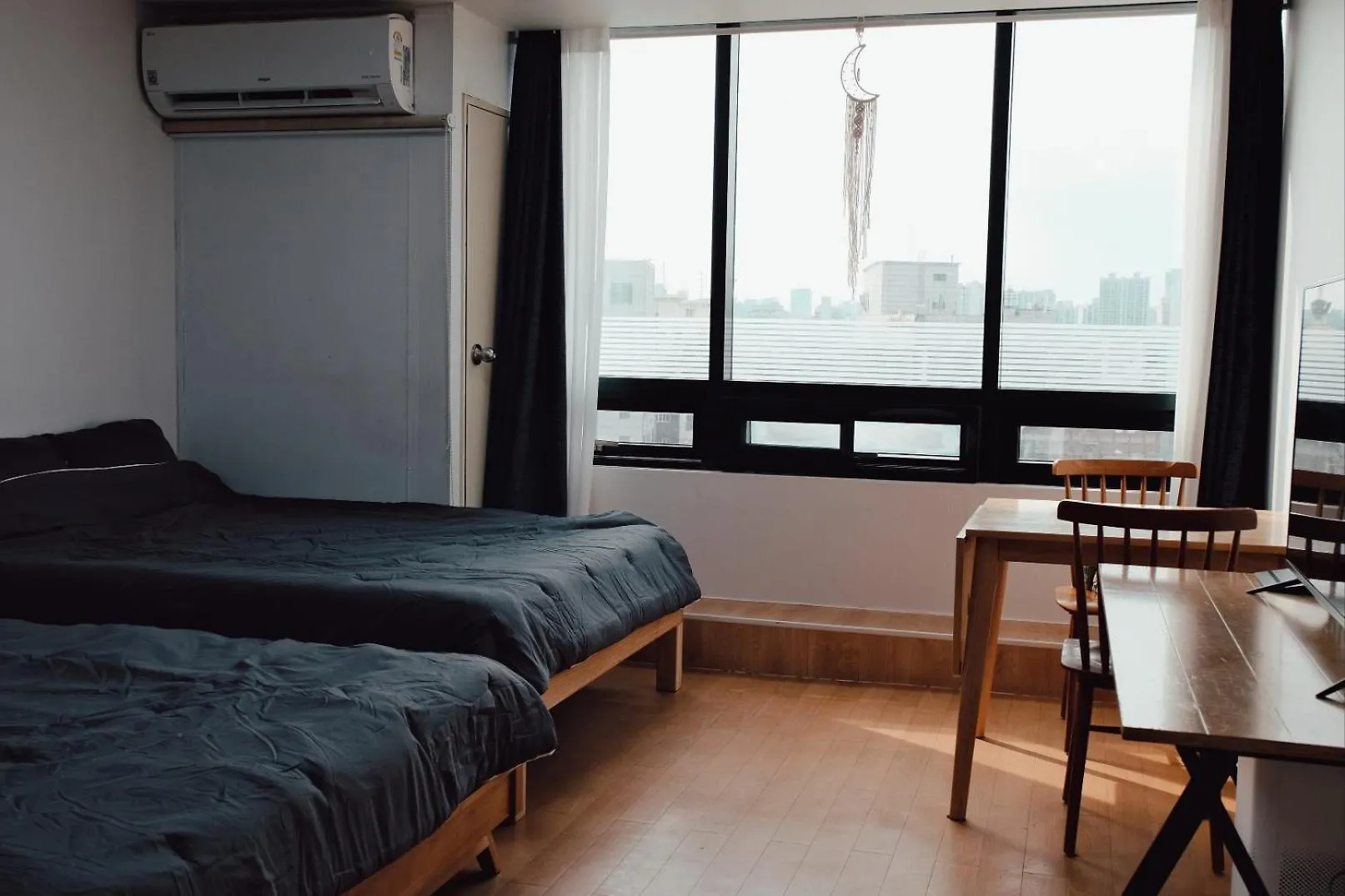 Hongdae City River View 首爾 0*,